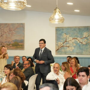 CENA EMPRESARIAL Y ENTREGA DISTINCIONES