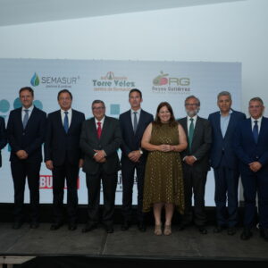 CENA EMPRESARIAL Y ENTREGA DISTINCIONES